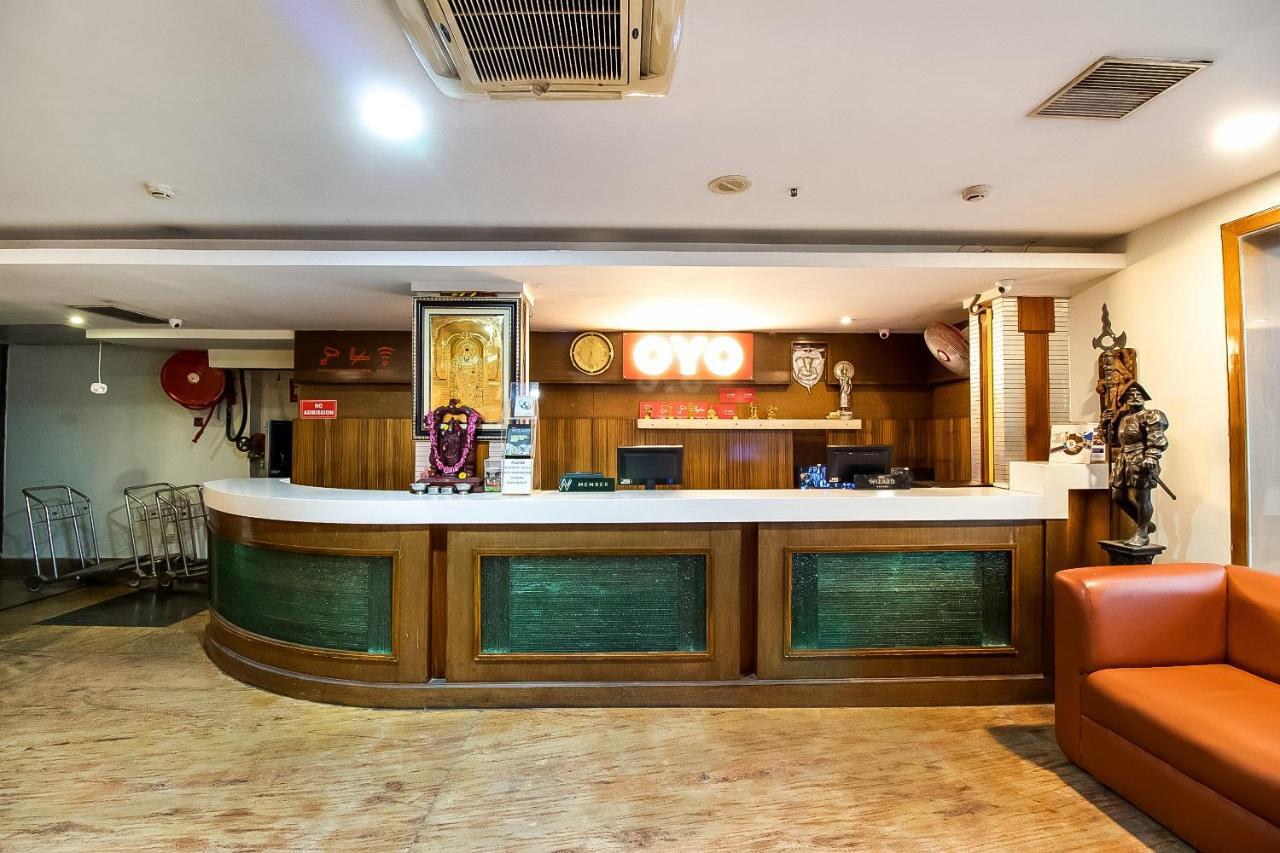 Oyo Flagship 9115 Hotel Udayee International Тирупати Экстерьер фото